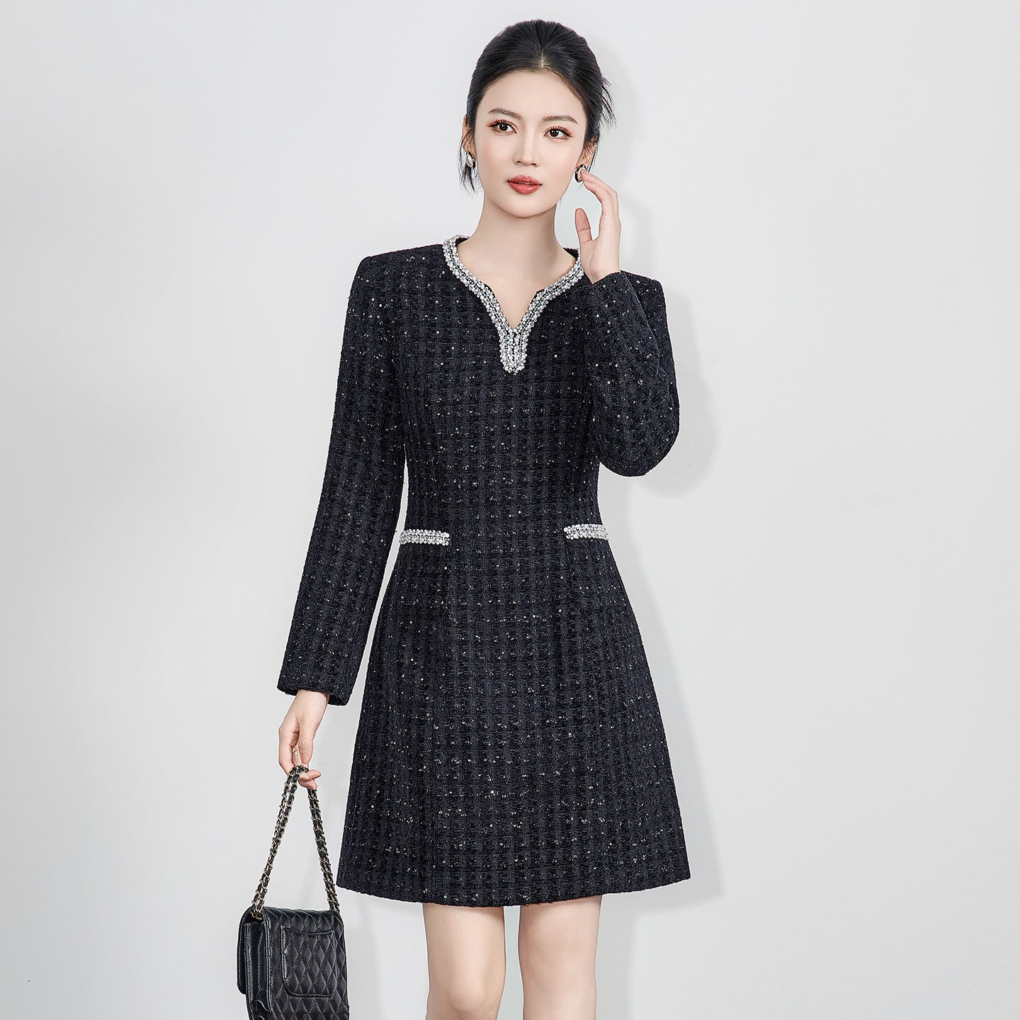 French Elegant Commuter Beaded Sequin V-neck Long Sleeve High Waist Slim A-line Temperament Tweed Short Dress for Women Autumn