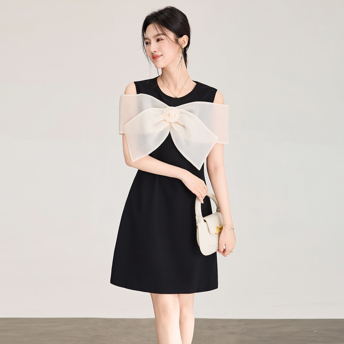 Fashion Summer Women Mini Dress Off The Shoulder Bow Casual Patchwork White Black Party Dresses Female Vestidos