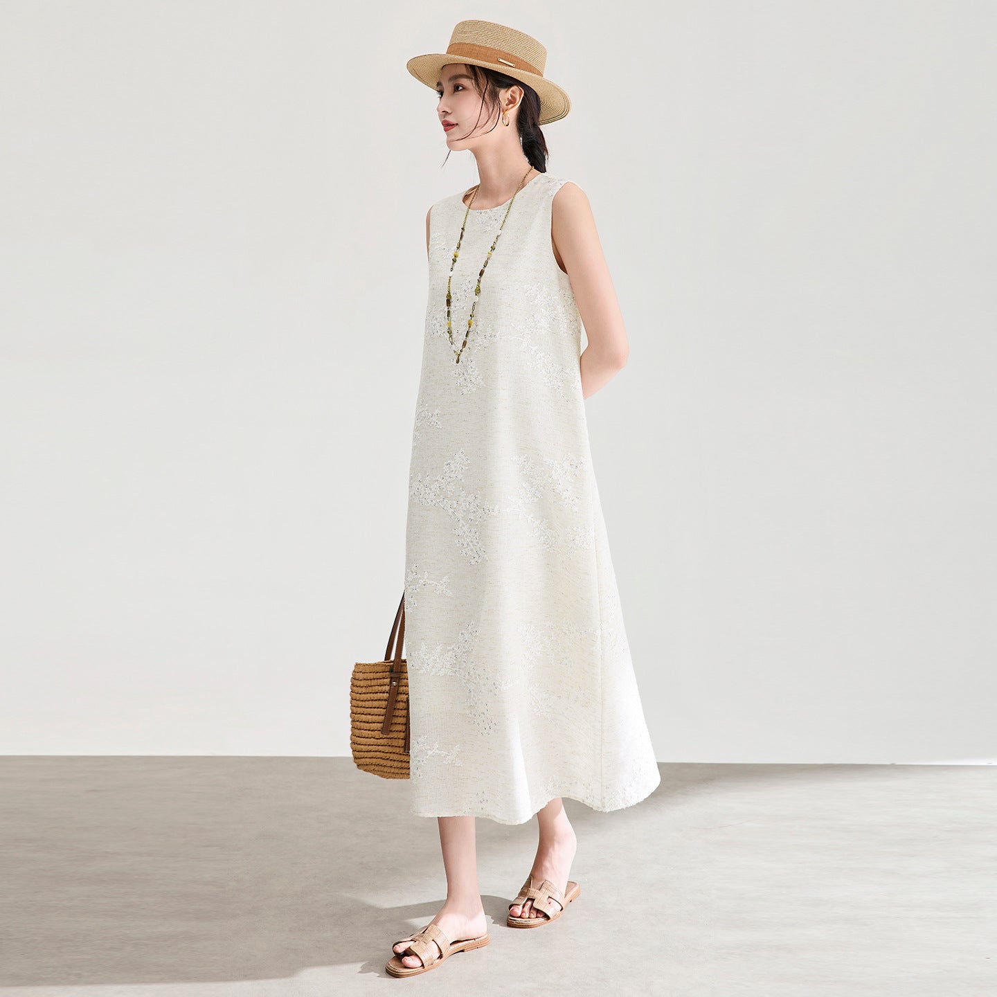Summer Style Embroidered Heavy Work Cotton Sleeveless Holiday Dress Women's High Waist A-Line Midi Dress Fresh Sweet Style