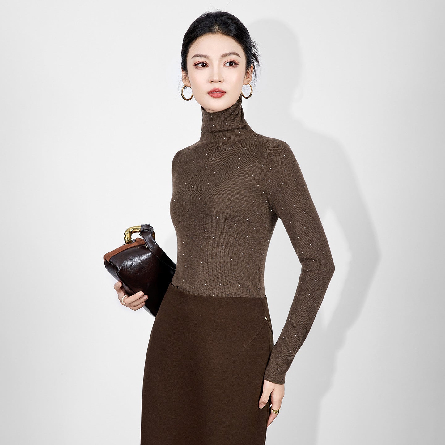 High-End Winter New Slimming Fashion Sequin Long Sleeve Velvet Top Women Pure Color High Collar Warm T-Shirt Korean Style