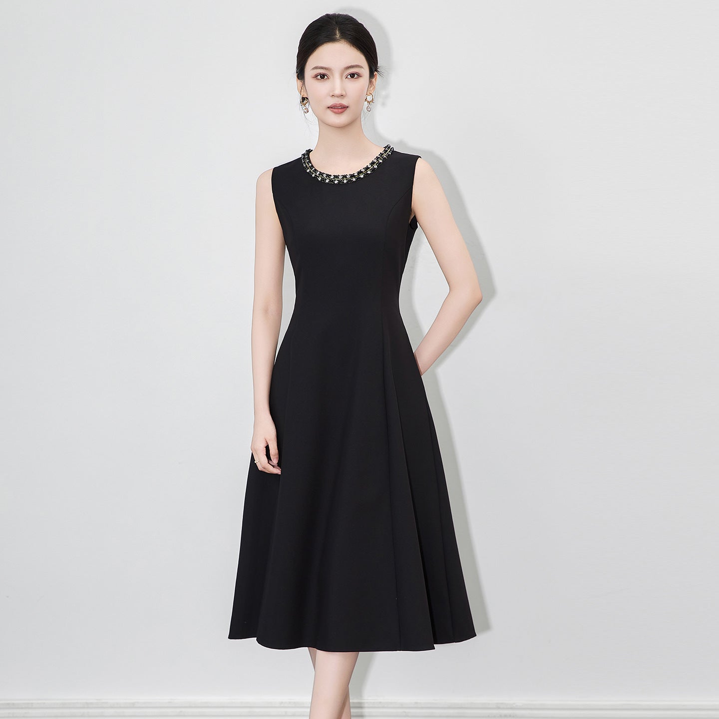 Fashionable Dress Woolen Vest Short Coat Elegant Commute Style Midi A- Line Skirt Diamond Embellished Inner Lined Dress