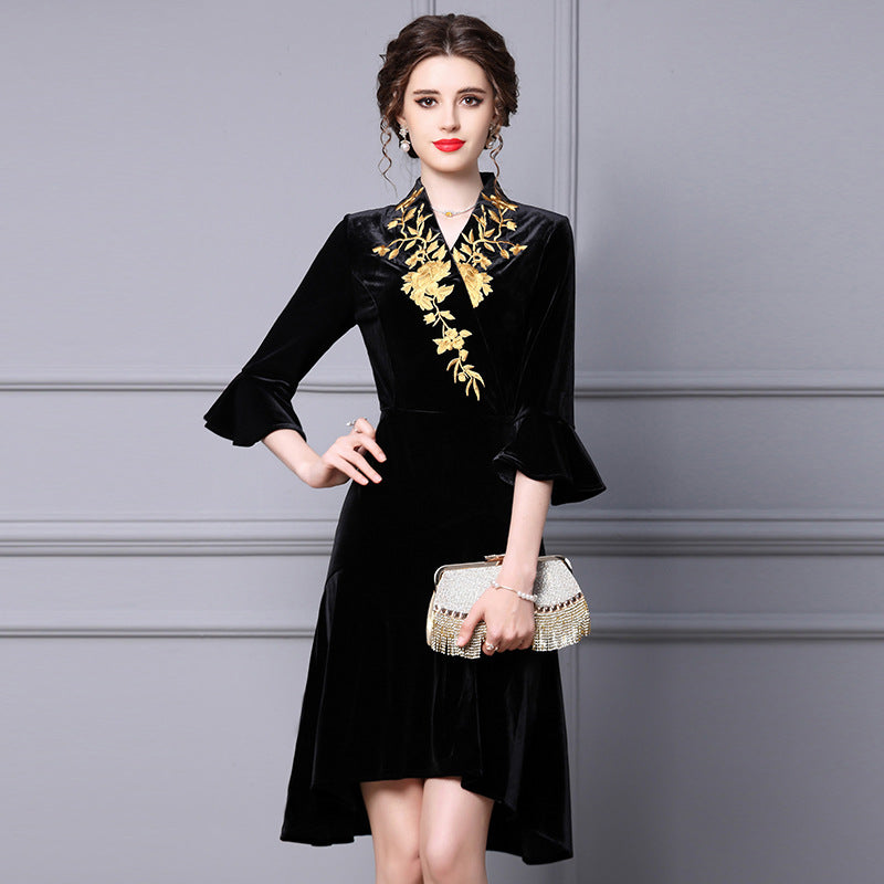 New Autumn Waist-Fitted Dress High-End Embroidery Irregular Ruffle Edge V-Neck Pleuche Skirt Fashionable Women's Wear
