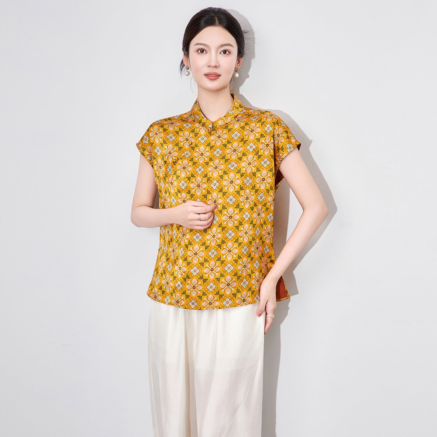 Elegant Vintage Chinese Print T-Shirt Women's Short Sleeve Round Neck Button Up Shirt Quality Comfortable Viscose Fiber