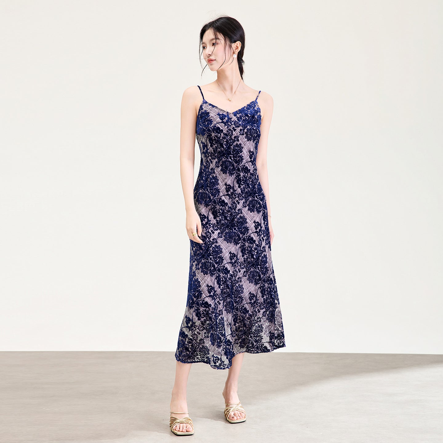 Summer New Style Women's Chiffon Sash Dress V-Neck Sleeveless A-Line Skirt High Waist Long Dress Commute Suitable