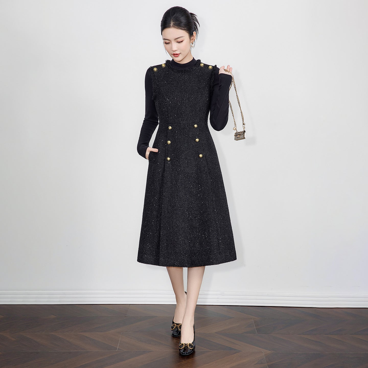 Women Thickened Tweed Gold Carving Button Vest Dress Elegant Style City Commute Suitable Dress
