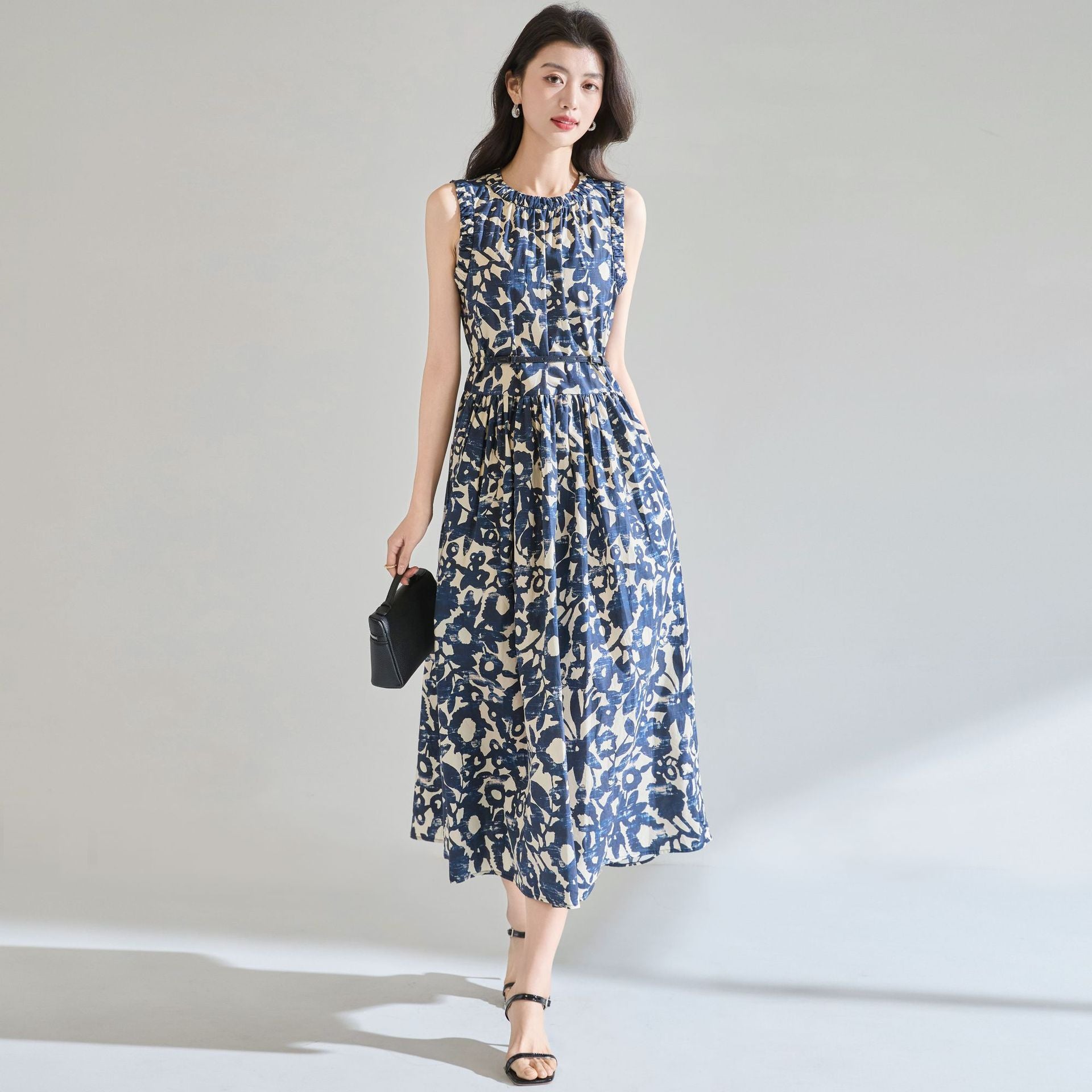 Summer Design Sense Hepburn Style Oil Painting Printed Sleeveless Dress with Waist Belt Medium Length Skirt