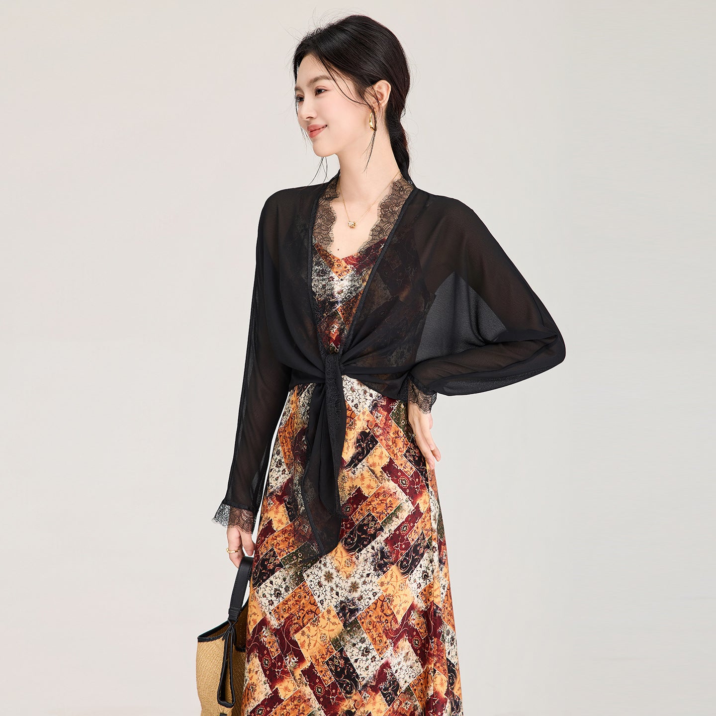 Elegant Black Lace Slimming Shirt Daily Romance V-neck See-through Long Sleeve Women's French Style Silk Shirt