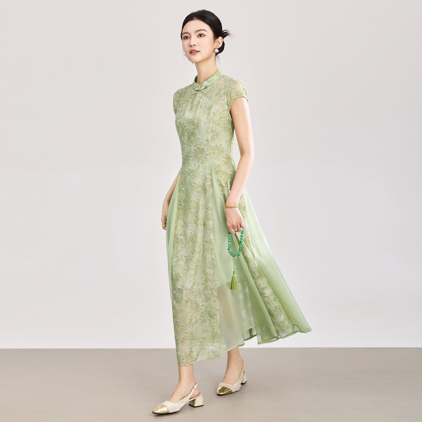 Summer New Sle QiPao Dr Reformed AoDai Women's Faionable Cotton Linen Blend ort Sve Low Slit Daily Wear