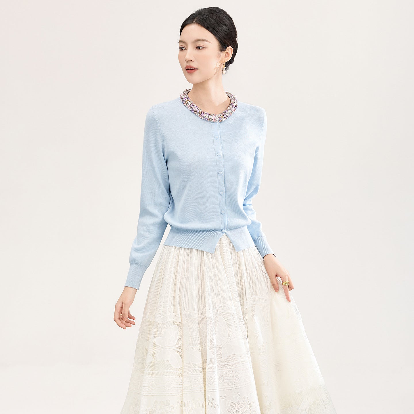 Elegant Heavy-Diamond Embellished 100% Pure Wool Knitted Open Cardigan Women's round Neck Fashionable Design Top