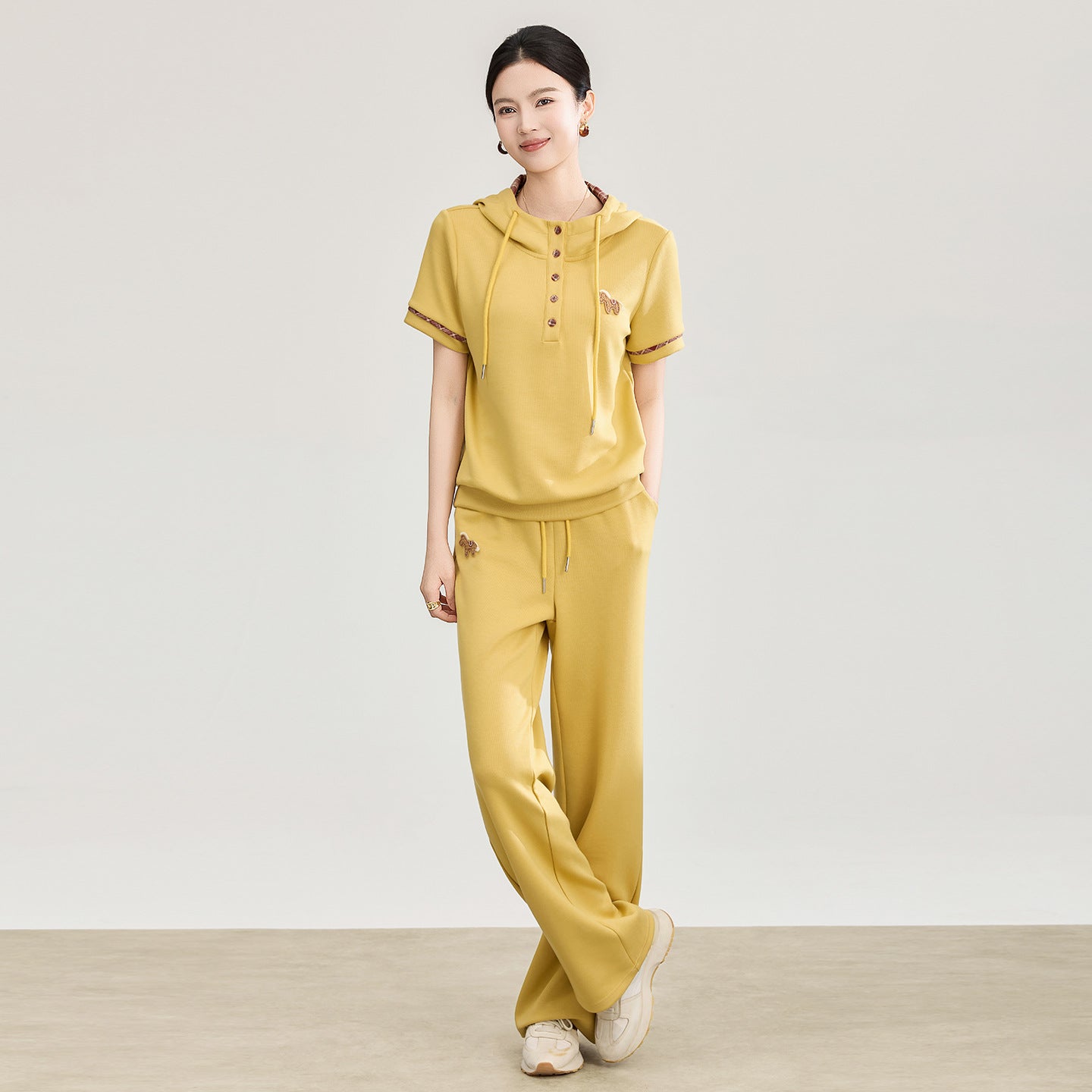 Women's Casual Sporty Hooded Sweatshirts Wide Leg Pants 2 Piece Suit Summer New Lady Short Sleeve Top Trousers Outfit
