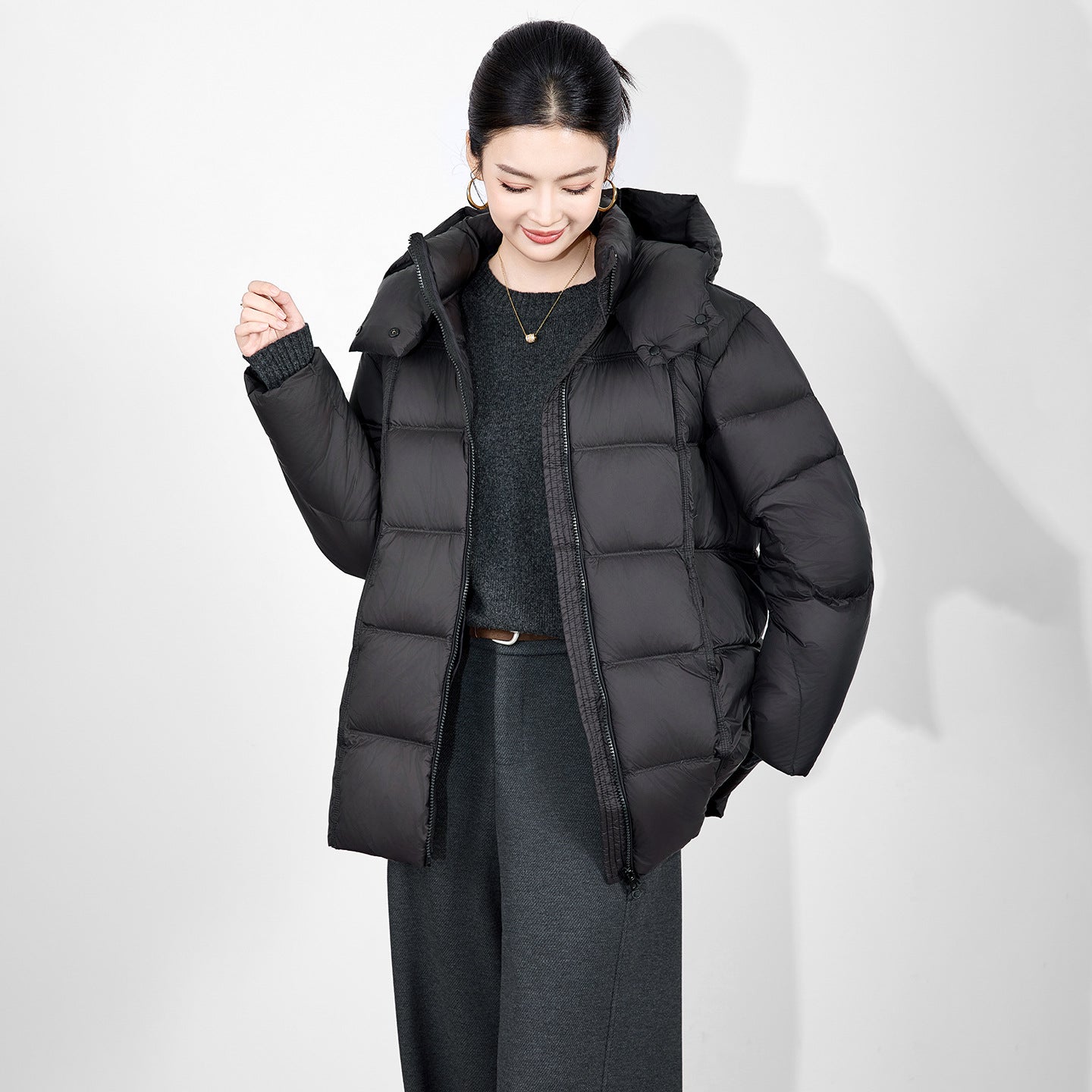 Women's Puffer Jacket White Duck down Thickened Loose Fit Warm Winter Outerwear Mid-Length Casual Style Zipper Closure