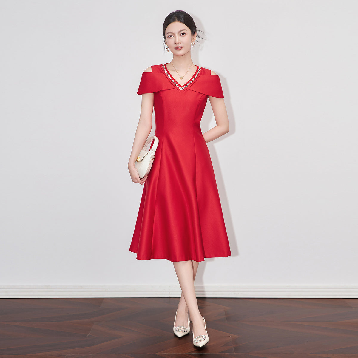 Red A-Line Dress Short Shoulder Bared Diamond Embellished Women's Fashionable Commute Business Party Daily Wear