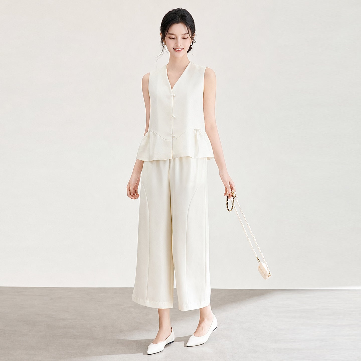 Elegant High-End Women's Fashion Set Summer Vintage Style Vest Wide Leg Pants Two-Piece Set Comfortable Breathable