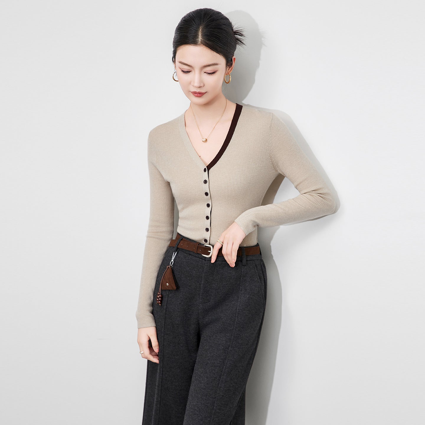 Winter New Arrivals Elegant Minimalist Classic Slim Fit Button V Neck Layering Knit Sweater For Women