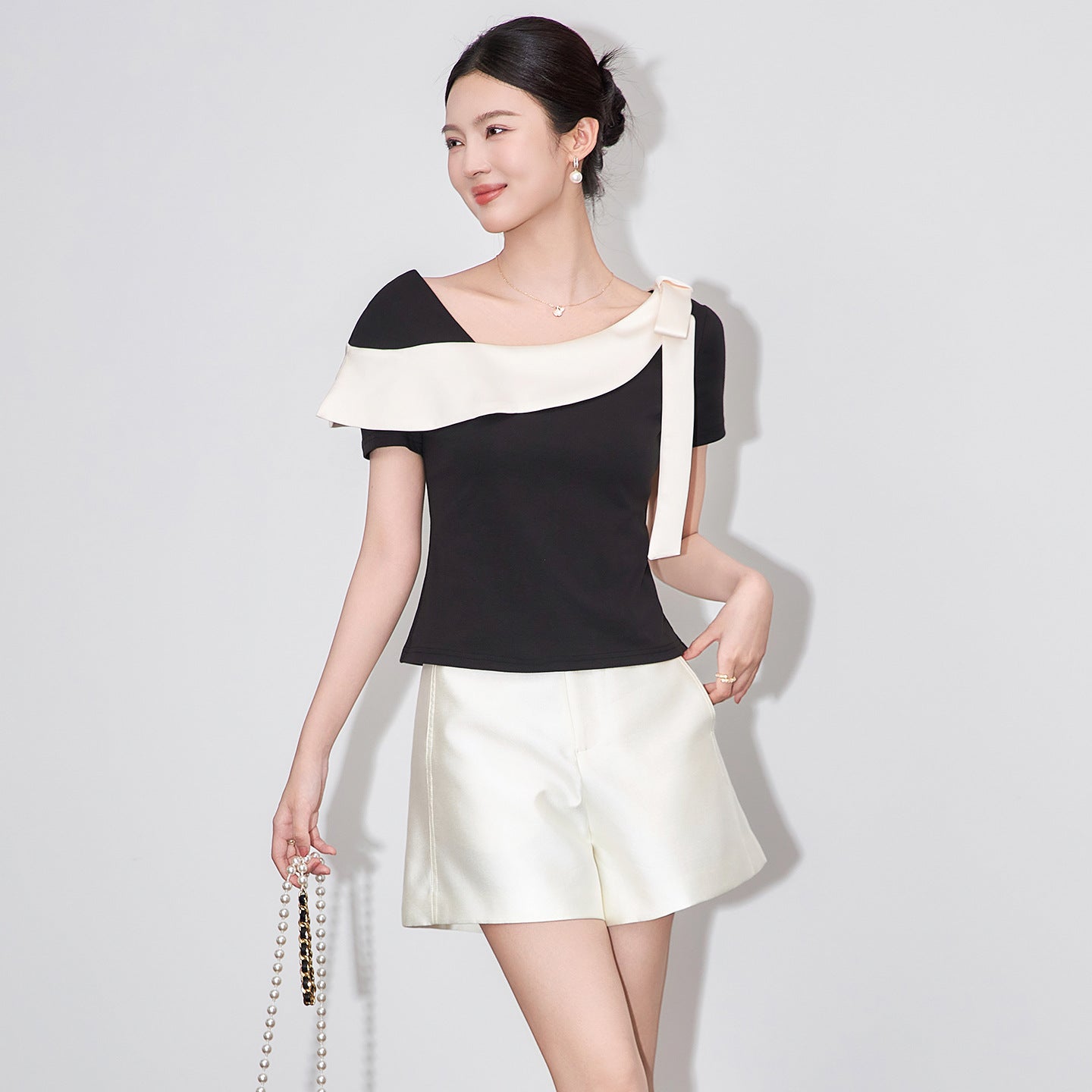 Elegant Summer Shoulder Bared Slimming Black Dress Short Sleeve Midi Skirt Fashionable Pleated Versatile Street Style Dress