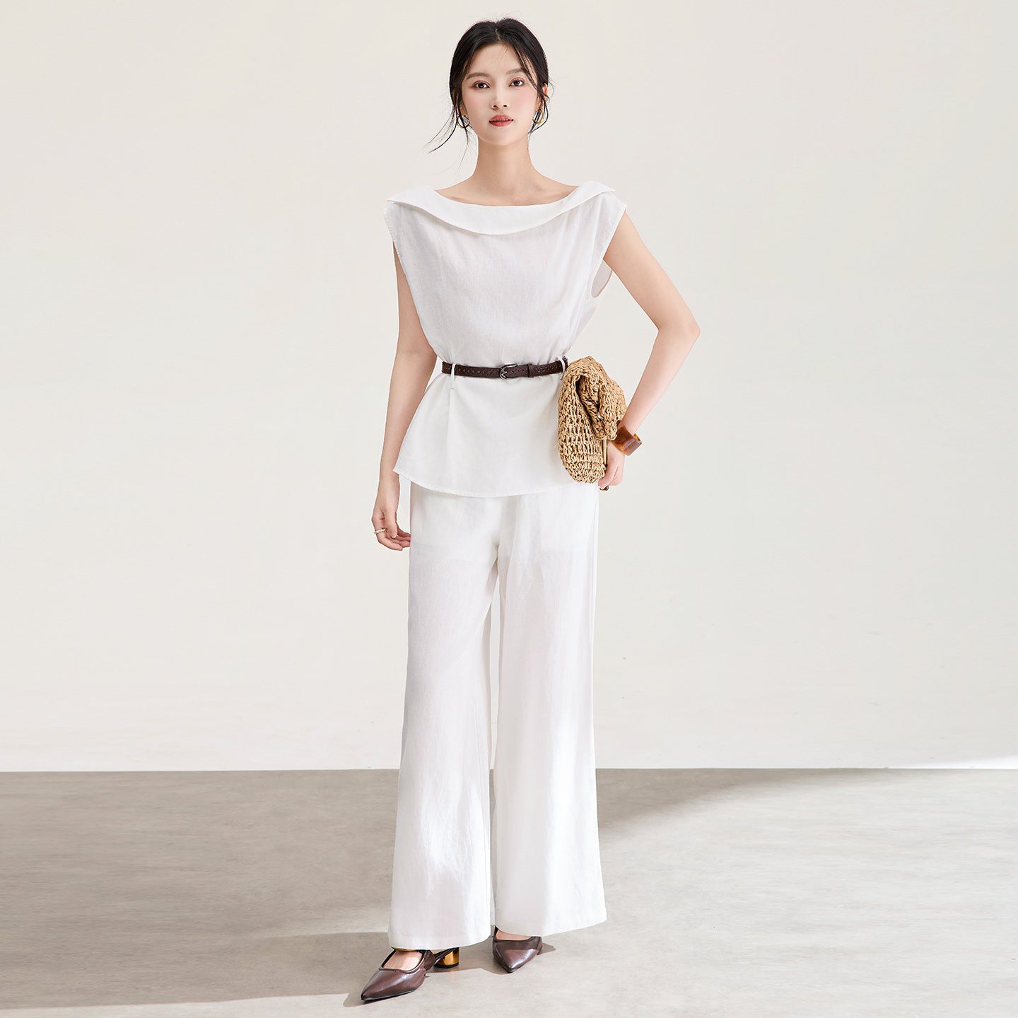 Fashionable Lazy Loose Women's Summer New Style Shoulder Oblique Short Sleeve Top Match Fake Two-Piece Flared Pants Set
